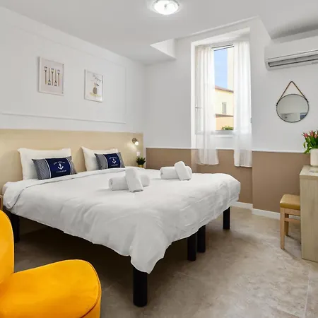 Hotel Parisien 2*