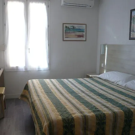 Hotel Parisien Menton