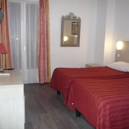 Hotel Parisien Menton