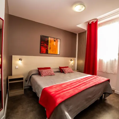 Parisien Hotel 2*