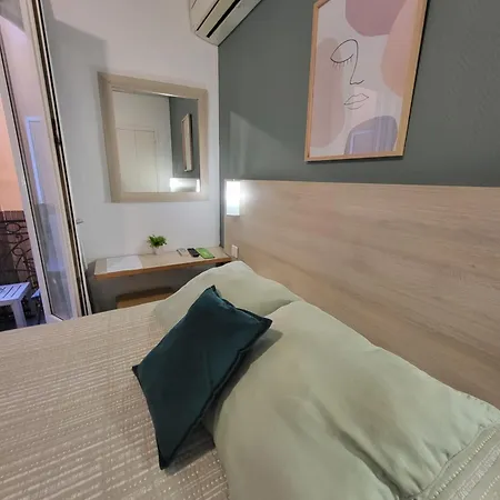Parisien Hotel Menton