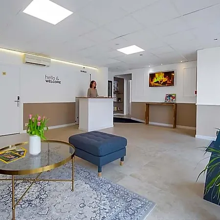 Hotel Parisien Menton