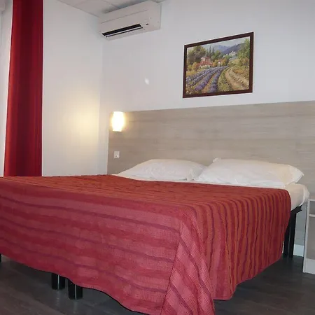 Hotel Parisien Mentone