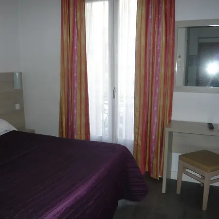 Hotel Parisien Menton